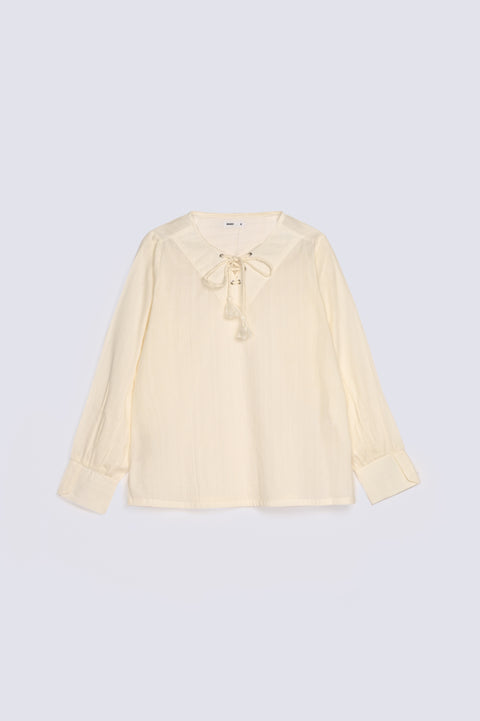 TEXTURED TOP WITH NECK DETAIL