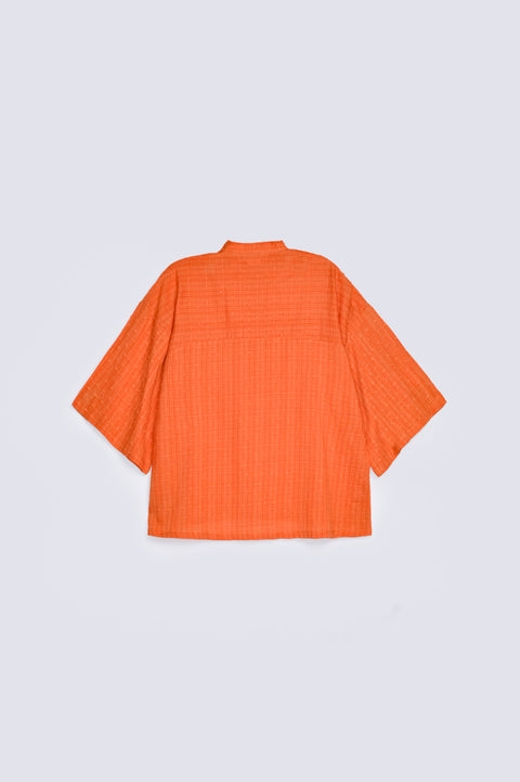 TOP WITH BUTTONS DETAIL