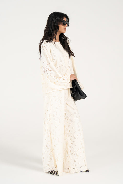 LACE EMBROIDERED TOP