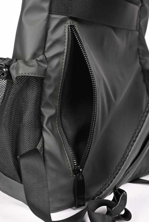 BACKPACK WITH FLAP
