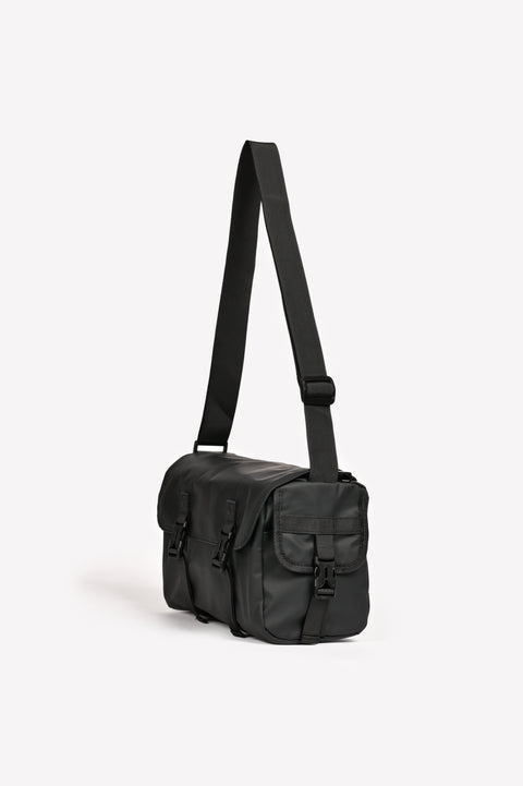 CROSSBODY BAG WITH FLAP