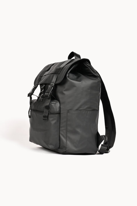 BACKPACK WITH FLAP
