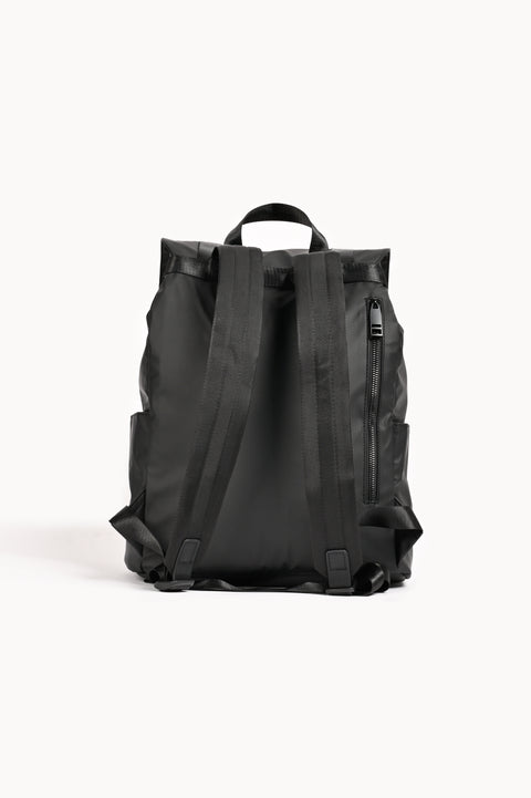 BACKPACK WITH FLAP