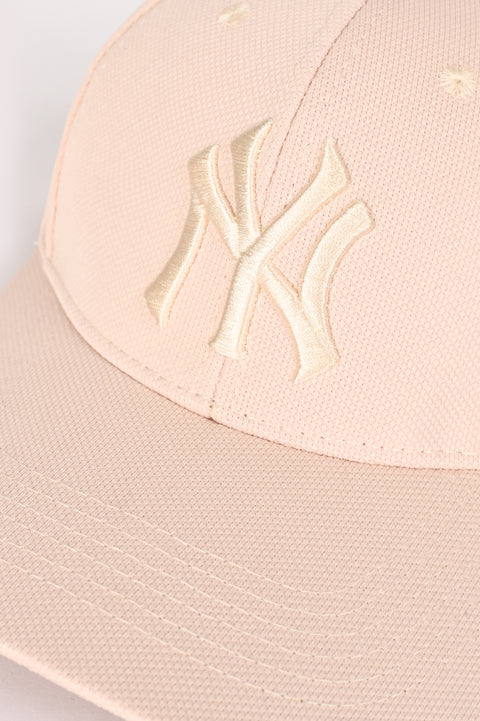 EMBROIDERED CAP