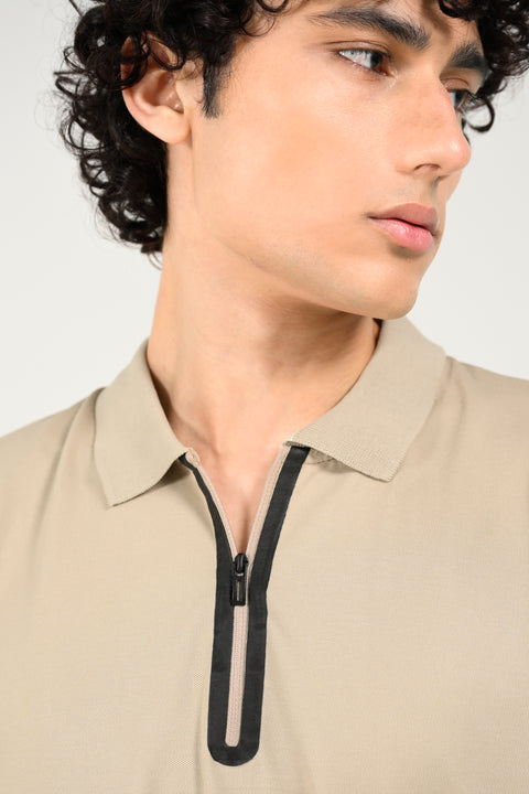 STRETCH TEXTURED ZIP PLACKET POLO