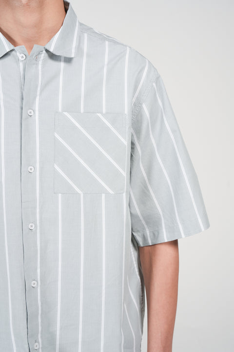 BAGGY FIT STRIPED SHIRT