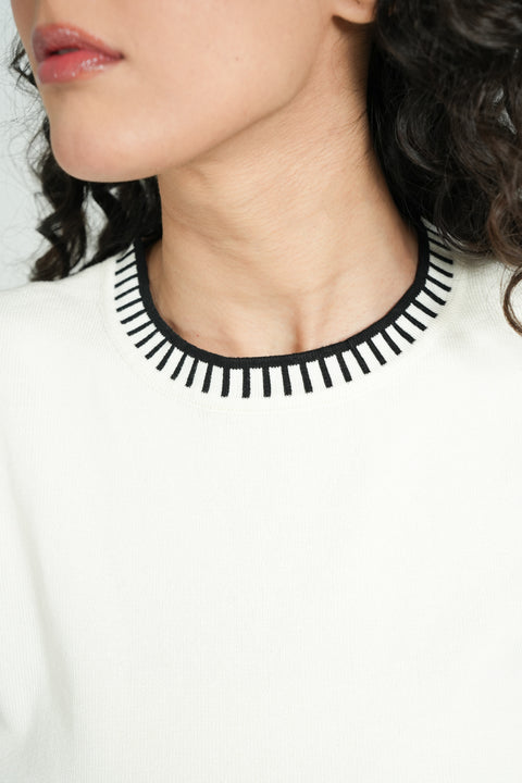CONTRAST KNIT TOP