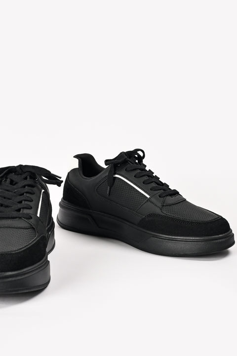 TRAINERS