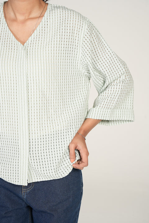 TEXTURED BUTTON THROUGH TOP