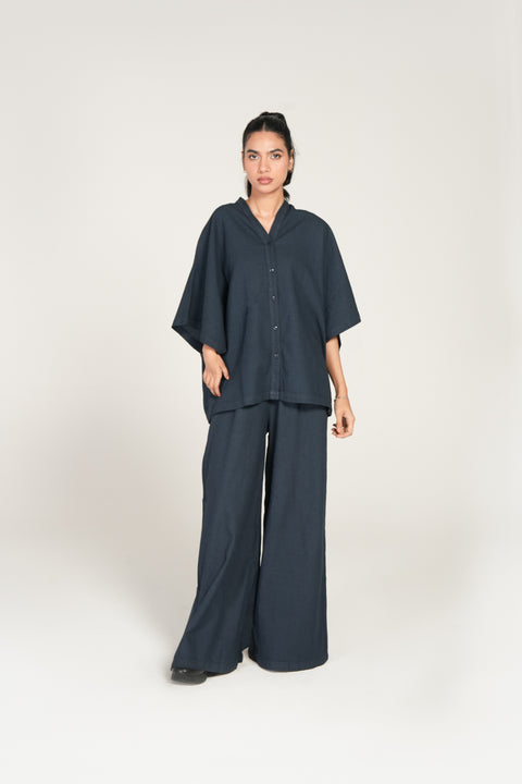 V-NECK BUTTON DOWN SHIRT