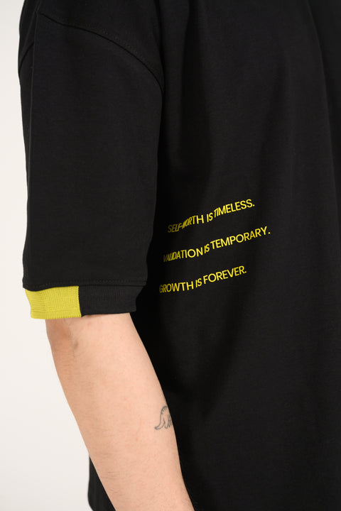 BOXY FIT GRAPHIC TEE