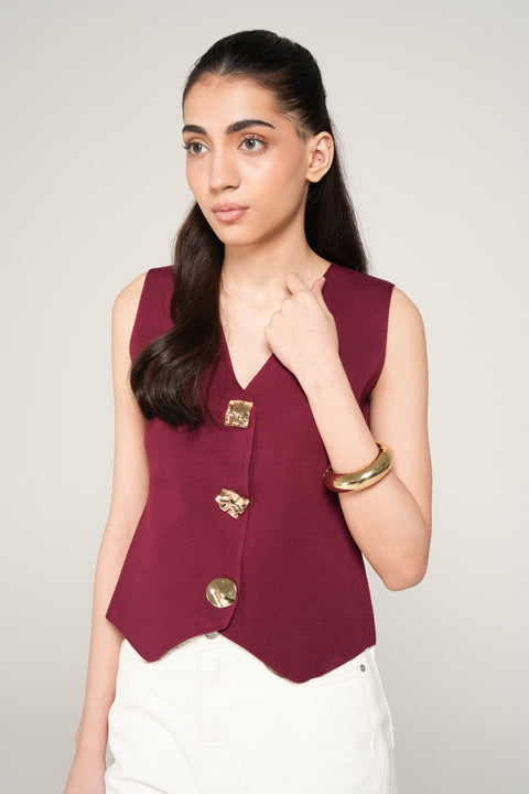 KNIT TOP WITH ACCENT BUTTONS