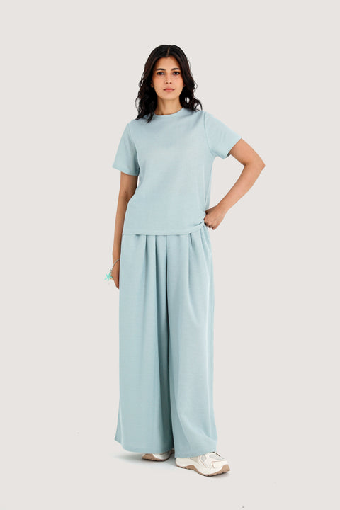 TEXTURED REGULAR TEE