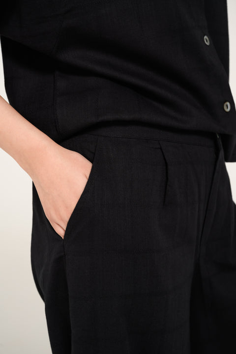 TEXTURED WIDE LEG TROUSERS