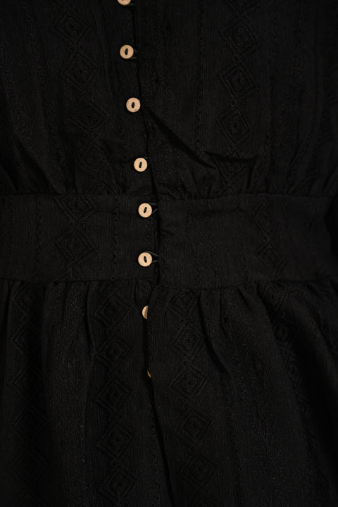 SCHIFFLI BLOUSED TOP