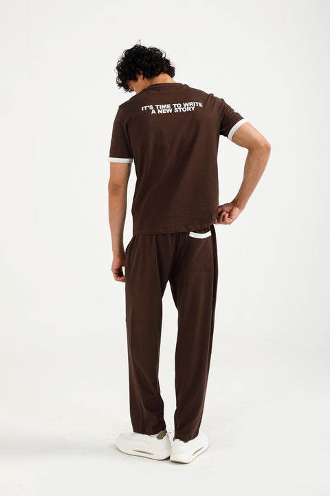 GRAPHIC TEE