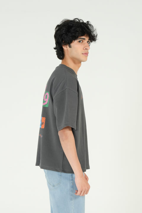 BOXY FIT TEXTURED GRAPHIC TEE