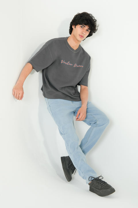 BOXY FIT TEXTURED GRAPHIC TEE