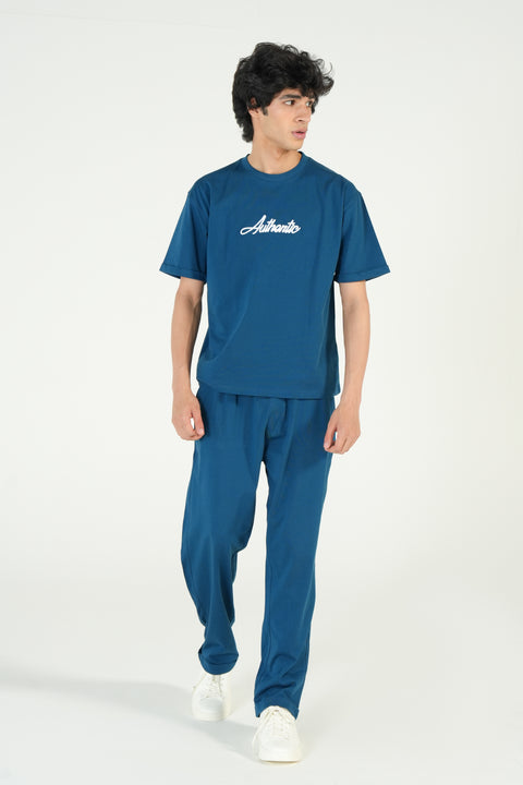 RELAXED FIT AUTHENTIC TEE