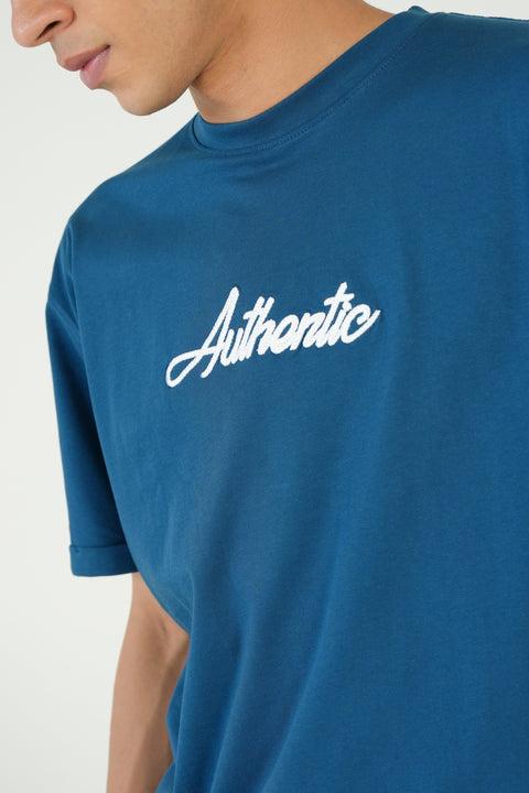 RELAXED FIT AUTHENTIC TEE