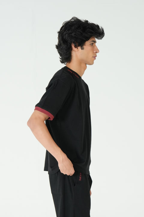 RELAXED FIT GRAPHIC TEE