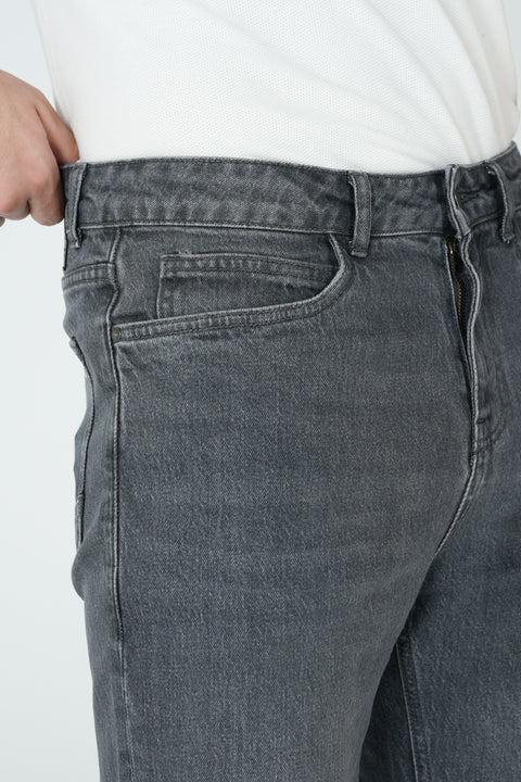 SLIM RELAXED FIT DENIM