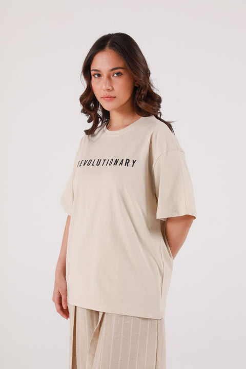 GRAPHIC OVERSIZED TEE
