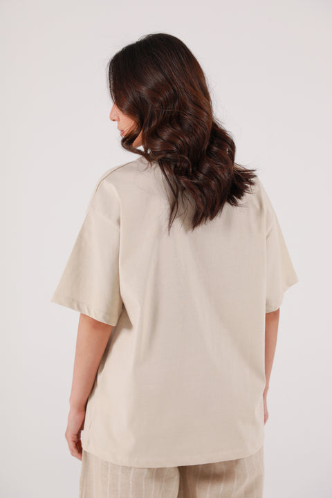 GRAPHIC OVERSIZED TEE