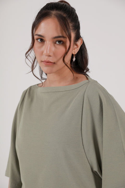 TEXTURED TOP WITH SLEEVE DETAIL