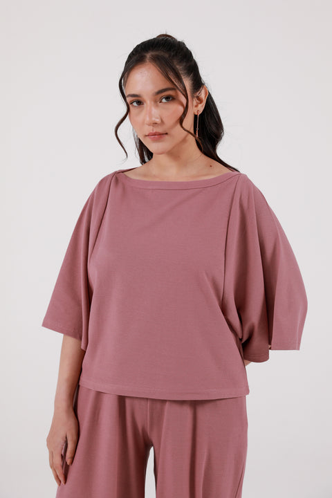 TEXTURED TOP WITH SLEEVE DETAIL