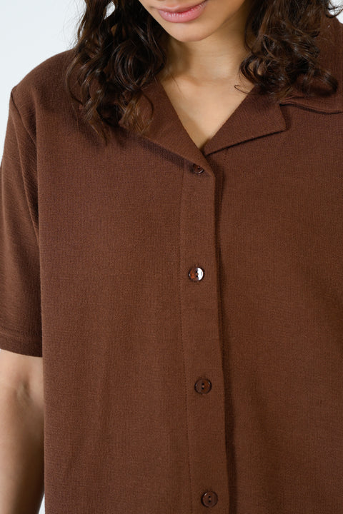 TEXTURED BUTTON DOWN SHIRT