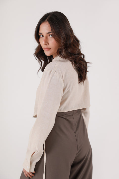 BUTTON DOWN SHIRT WITH TIE DETAIL