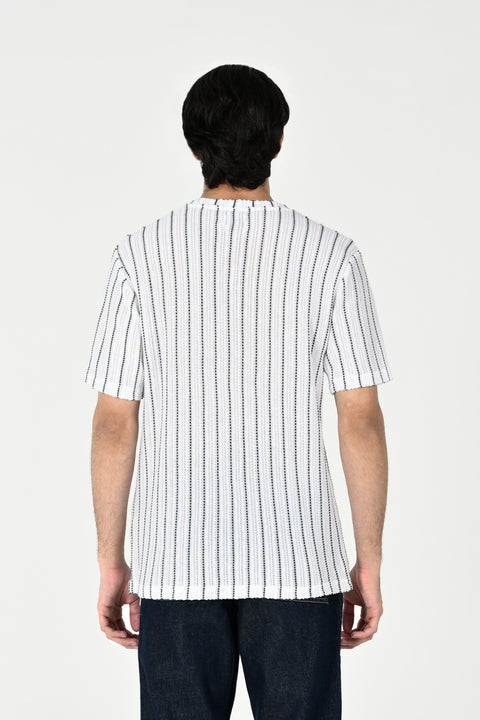 TEXTURED STRIPED TEE