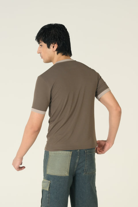 SLIM CROPPED EMBROIDERED TEE
