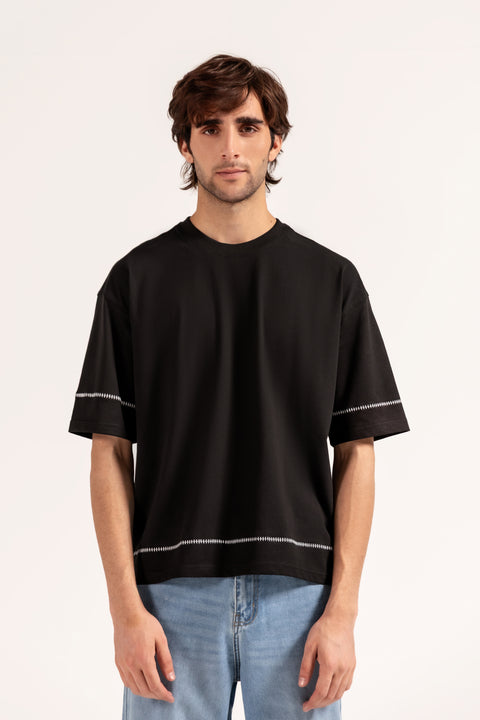 BOXY FIT GRAPHIC TEE
