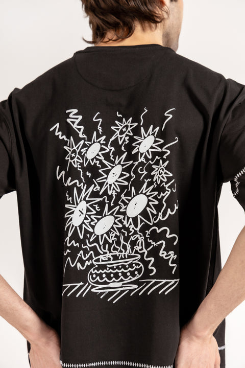 BOXY FIT GRAPHIC TEE