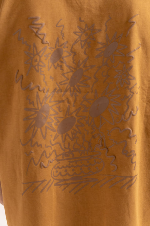 BOXY FIT GRAPHIC TEE