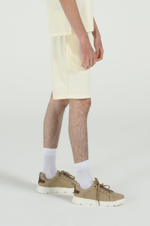 TEXTURED SHORT