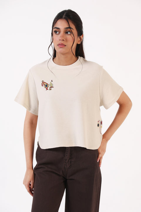 TEXTURED EMBROIDERED TEE