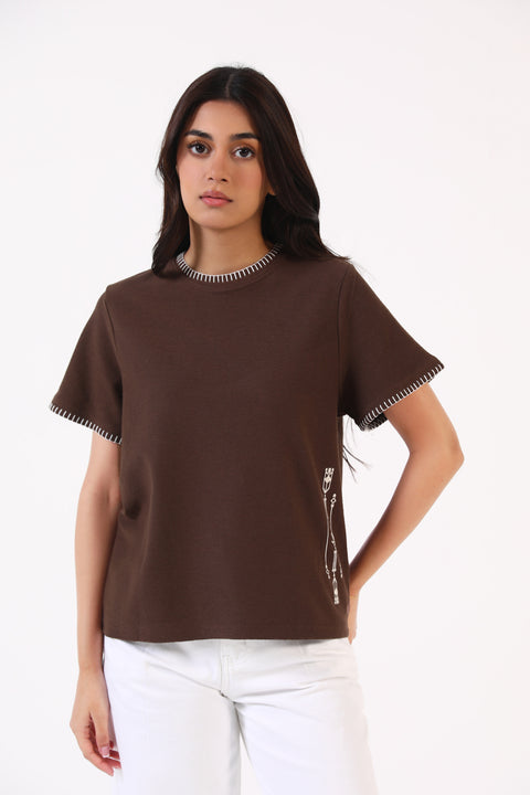 TEXTURED GRAPHIC TEE