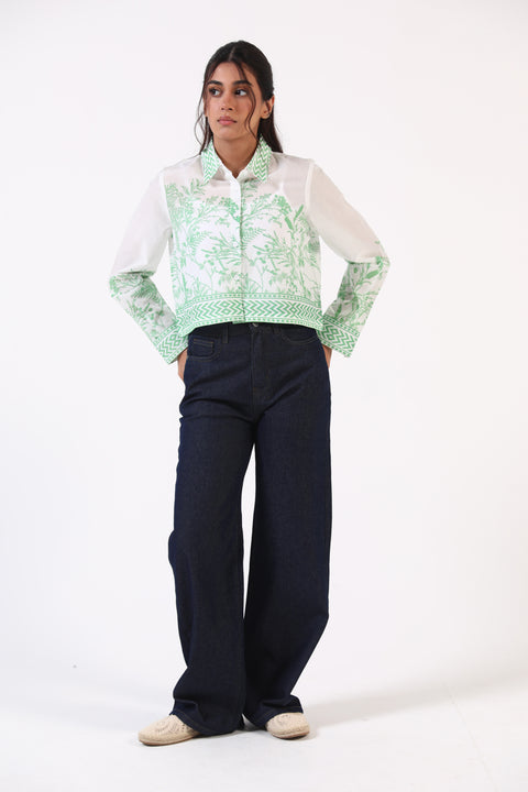 CROPPED PRINTED BUTTON DOWN SHIRT