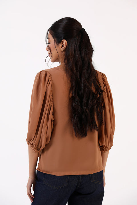 TOP WITH SLEEVE DETAIL