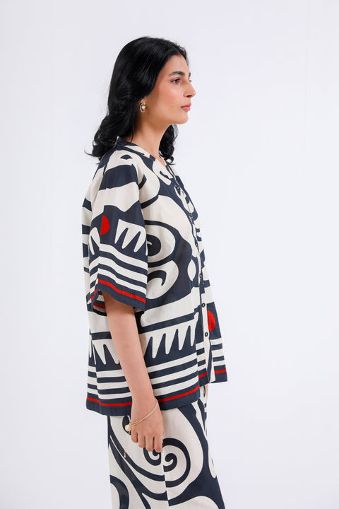 PRINTED BUTTON DOWN SHIRT
