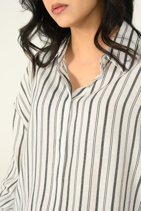 STRIPED BUTTON DOWN SHIRT