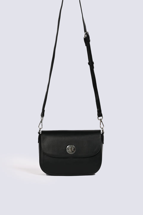 BAG WITH FLAP DETAIL
