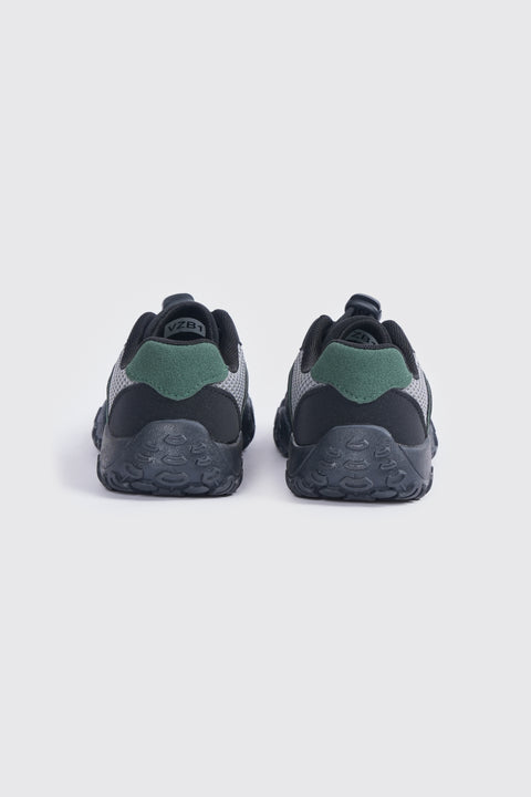 BOYS TECHNICAL MESH TRAINERS
