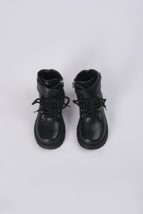 GIRLS LACED UP BOOTS