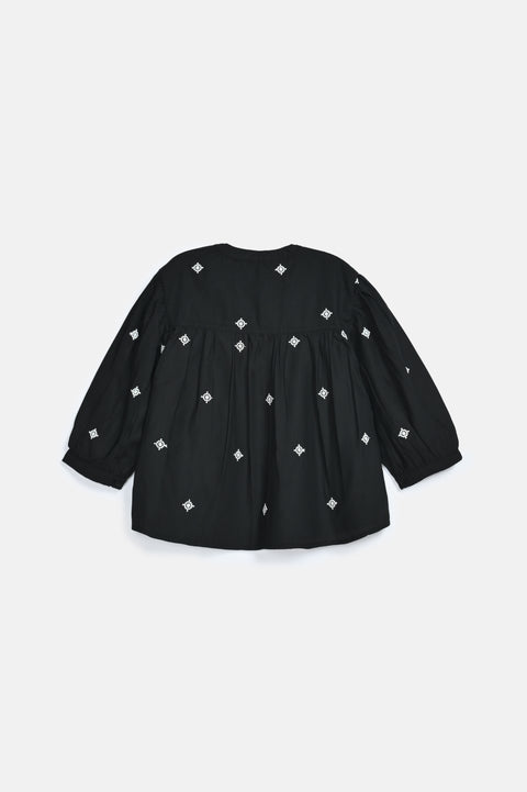 GIRLS EMBROIDERED BUTTON DOWN SHIRT