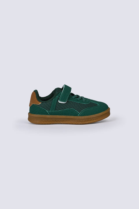 BOYS SNEAKERS