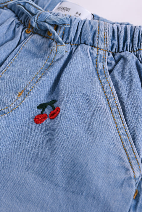 GIRLS MOM FIT EMBROIDERED DENIM